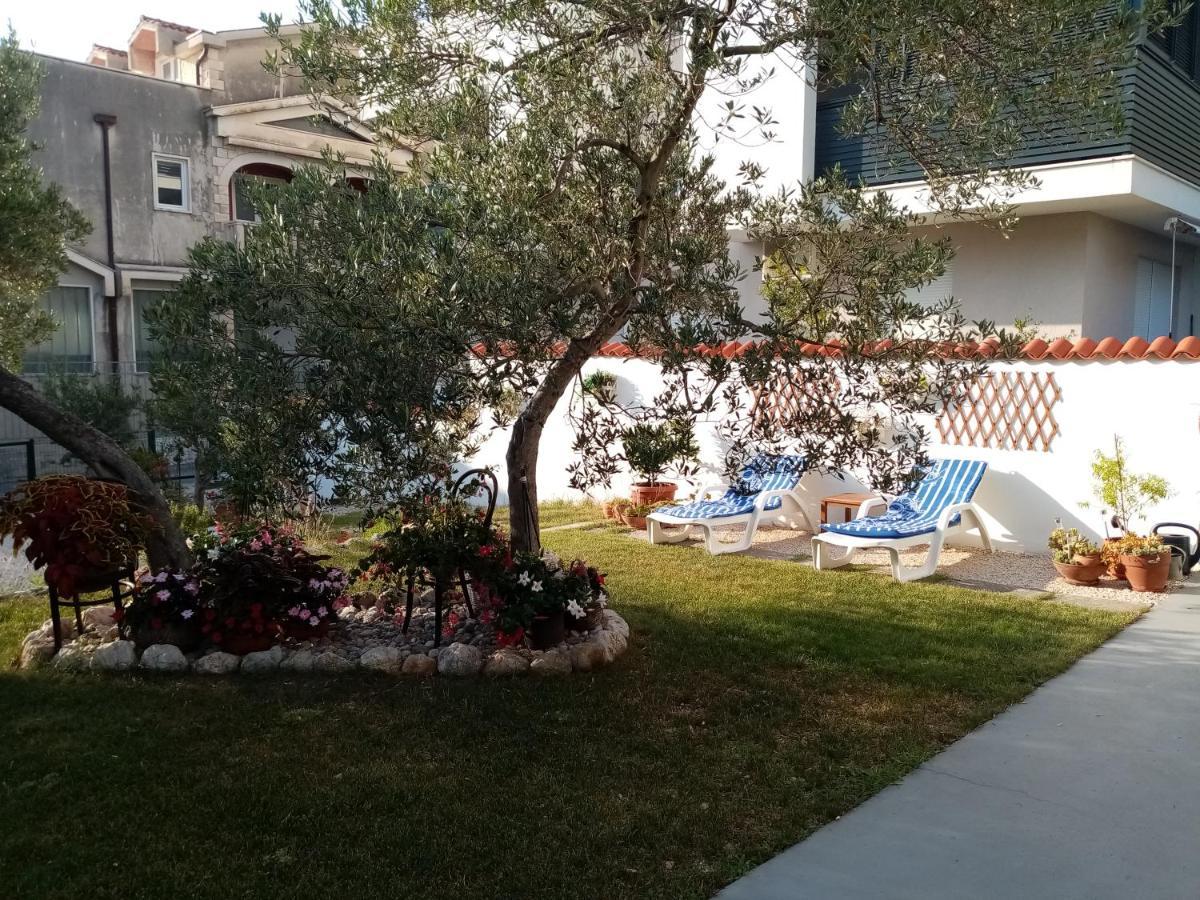 Tihana-Ground Floor With Large Terrace Makarska Exterior foto